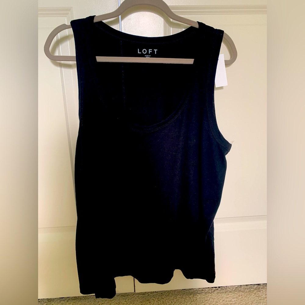LOFT Relaxed Scoop Neck Tank - NWT